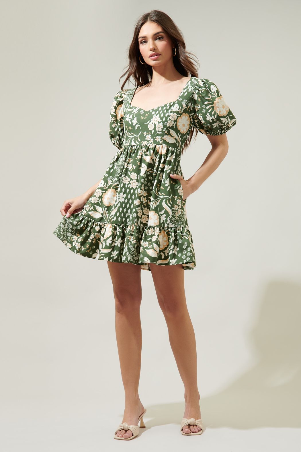 Fernwood Floral Evy Sweetheart Mini Dress